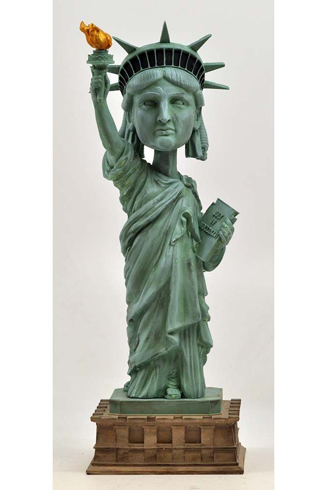 26177-STATUE OF LIBERTY BH
