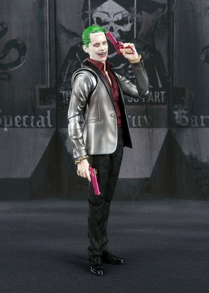 52618-SUICIDE SQUAD JOKER FIGUARTS