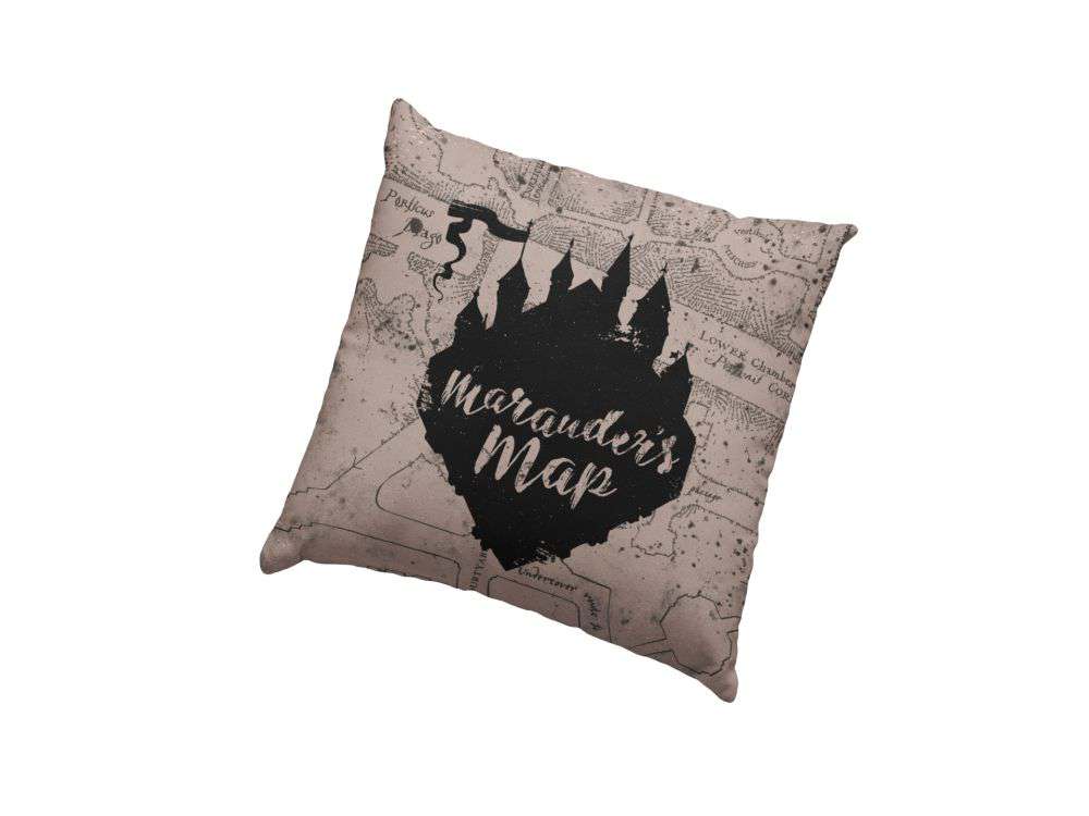 79367-HP MARAUDER'S MAP SQUARE CUSHION